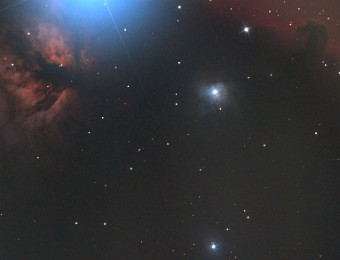 2020/02 IC434 & NGC2024 & NGC2023 Flammen- und Pferdekopfnebel Ausschnitt aus einem sehr kurzen Test mit durchziehenden Schleierwolken. Da fehlt Tiefe, aber für die kurze Zeit und die Umstände ist es ganz okay. NIKON D5100...